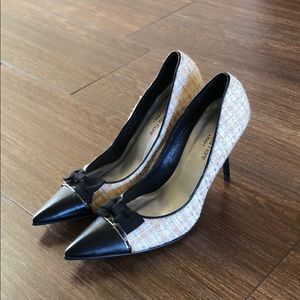 Isabella Fiore brand new wool/leather combo pumps